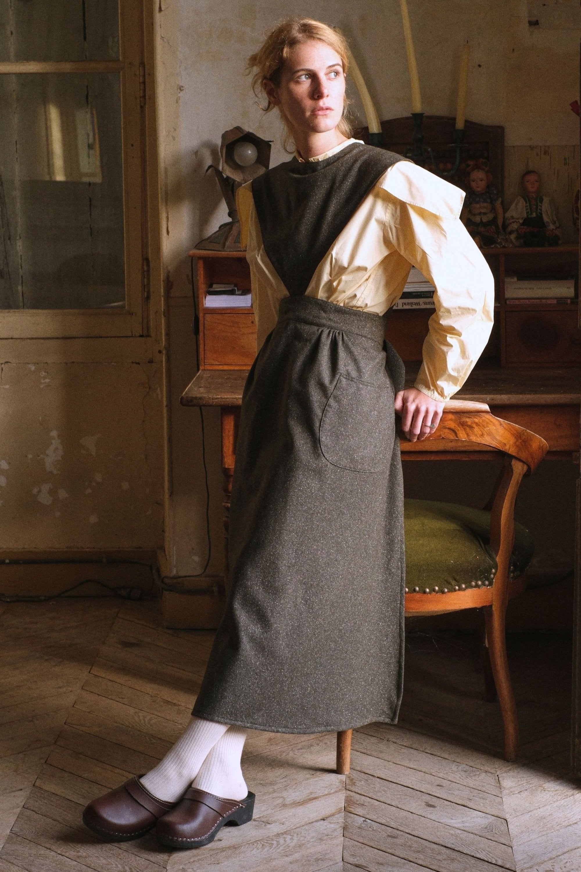 Robe Alcott, wool - Bourgine